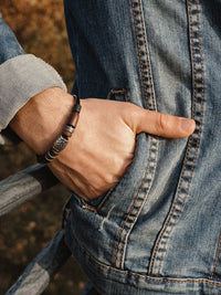 Armband Holz und Edelstahl Perlen mit keltischer Raute verziert - Modell Mölndal, stufenlos anpassbare Grösse, handgefertigt