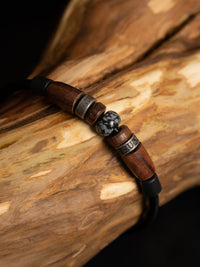 Armband mit fast mystisch anmutendem Edelstein - Modell Pitea, stufenlos anpassbare Grösse, handgefertigt