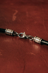 Armband mit Eule als Begleiter Edelstahl und Holz Perlen - Modell Visby, stufenlos anpassbare Grösse, handgefertigt