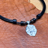 Handmade Surferkette Sternzeichen Fische für Männer & Frauen | HANA LIMA Horoskop Leder Halskette