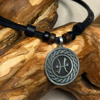 Handgemachte Leder Halskette Sternzeichen Symbol Fische für Männer & Frauen | Schmuck von HANA LIMA