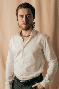 Kette mit Eule als Begleiter Edelstahl und Holz Perlen - Modell Visby, stufenlos anpassbare Grösse, handgefertigt