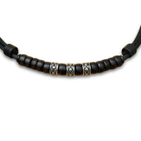 Handgefertigte Leder Halskette mit Edelstahlperlen für Damen und Herren - Schmuck von HANA LIMA