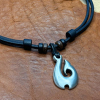 Handmade Surferkette Hei Matau Maori Anhänger | Freundschaftskette für Damen und Herren | HANA LIMA