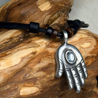 Orientalische, handgemachte Lederkette Hand der Fatima Hamsa/Chamsa für Damen & Herren | HANA LIMA