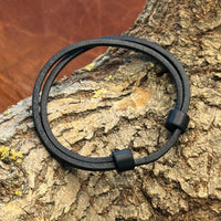 Minimalistisches handmade Boho Style Lederarmband schwarz | Damen & Herren | HANA LIMA Surf Schmuck
