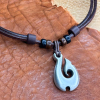 Handmade Surferkette Hei Matau Maori Fishhook | Freundschaftskette für Damen und Herren | HANA LIMA