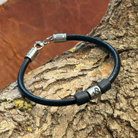 Handmade Sternzeichen Steinbock Leder Armband | Partnerarmband für Herren & Damen von HANA LIMA