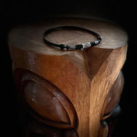 HANA LIMA Sternzeichen Wassermann Lederkette mit Edelstahlperlen für Damen und Herren