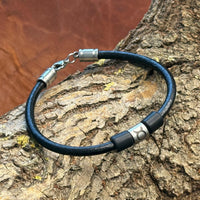 Handmade Sternzeichen Stier Leder Armband | Partnerarmband für Herren & Damen von HANA LIMA