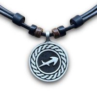 Handgefertigte Lederkette Sternzeichen Schütze für Männer & Frauen | HANA LIMA Surfer Schmuck Kette