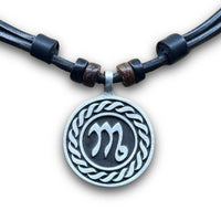 Handgefertigte Lederkette Sternzeichen Skorpion für Männer & Frauen | HANA LIMA Surfer Schmuck Kette