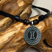 Handgemachte Leder Halskette Sternzeichen Symbol Zwillinge für Männer & Frauen | Schmuck von HANA LIMA