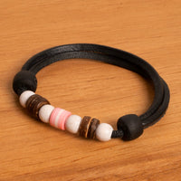 Mädchen Surfer Armband Perle rosa Lederarmband Damen - Modell 2459, stufenlos anpassbare Grösse, handgefertigt