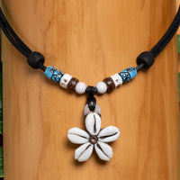 Surfer Blumen Kette Muscheln Leder Hawaii Herren Damen Schmuck - Modell 1534, stufenlos anpassbare Grösse, handgefertigt